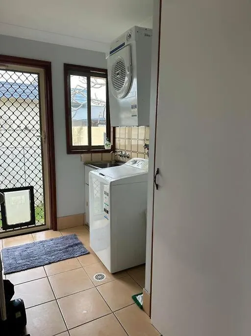 Holiday home House And Van On The River Tweed Heads Australia